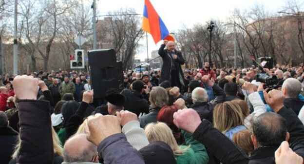 A rally to demand Nikol Pashinyan's resignation. Yerevan, March 10, 2021. Photo by Tigran Petrosyan for the "Caucasian Knot"