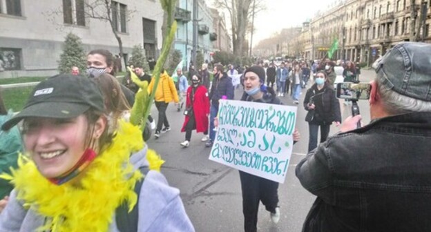 Rally against curfew in Georgia, Tbilisi. Photo by Beslan Kmuzov for the Caucasian Knot 