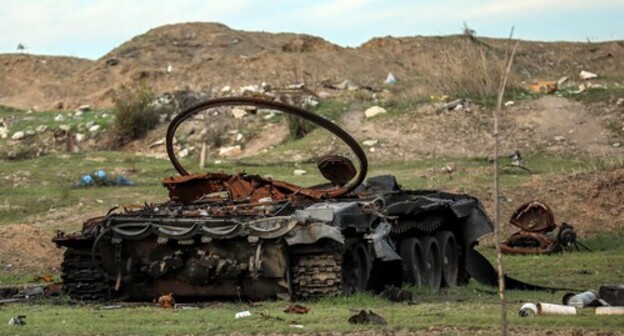 A tank destroyed by the Azerbaijani Army, December 18, 2021. Photo by Aziz Karimov for the Caucasian Knot