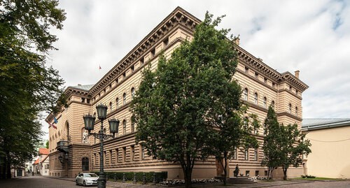 The Latvia’s Saeima. Photo by Ralf Roletschek https://ru.wikipedia.org/wiki/Сейм_Латвии