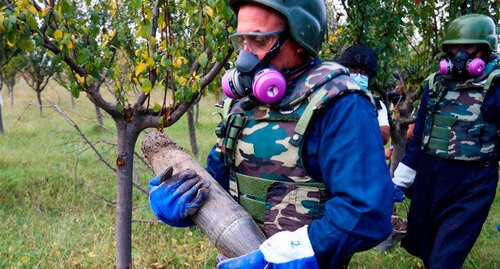 The demining work in the village of Sakhlabad in the Terter District of Azerbaijan. Photo by Aziz Karimov for the "Caucasian Knot"