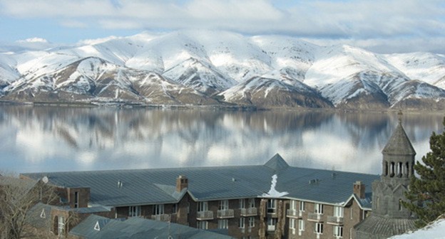 Gegarkunik Region. Photo: Yuri Troitsky, http://ru.wikipedia.org 