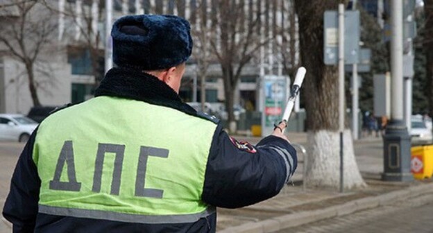 Traffic police inspector. Photo courtesy of Eugenia Melchenko, Yuga.ru