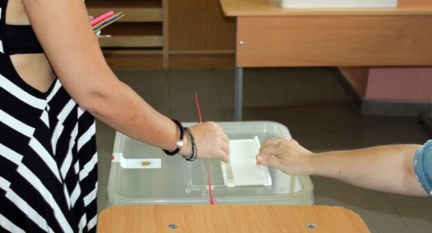 At a polling station during elections in Armenia, June 20, 2021. Photo by Armine Martirosyan for the Caucasian Knot