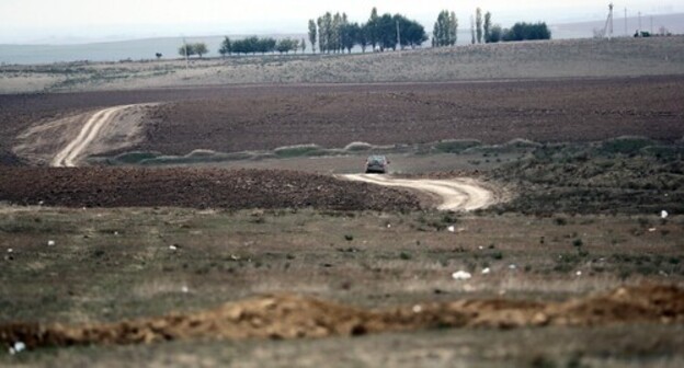 A road in the Fizuli District, December 2020. Photo by Aziz Karimov for the "Caucasian Knot"