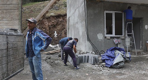 Refugees from Nagorno-Karabakh received houses in the Lori Region. Photo by Armine Martirosyan for the Caucasian Knot