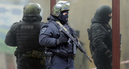 Law enforcers. Photo: REUTERS/Maxim Shemetov