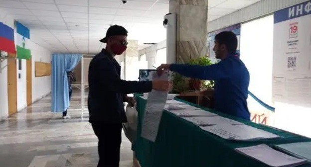 Voting in Nalchik. Photo by Lyudmila Maratova for the Caucasian Knot