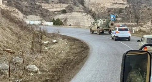 Russian peacekeepers accompany vehicle coming from Azerbaijan, Lachin District, February 2021. Photo by Aziz Karimov for the Caucasian Knot