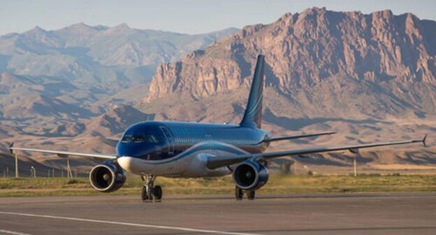 An Azerbaijani Airlines vessel at the Nakhchivan Airport. Photo by the press service of the Azerbaijani Airlines https://www.azal.az/ru/article/602