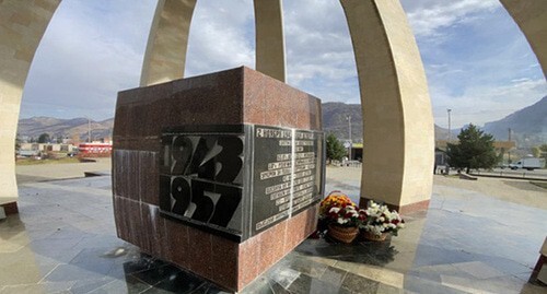 A mourning event on the Remembrance Day for the Victims of the Deportation of Karachais