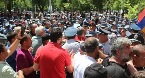 A protest action demanding the resignation of the Armenian Prime Minister, Nikol Pashinyan. Photo by Tigran Petrosyan for the "Caucasian Knot"