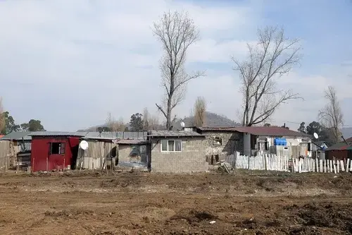 Dwellings in the Batumi neighbourhood "Dream City." Photo by the press service of the Georgian authorities https://www.facebook.com/GeorgianGovernment/photos/pcb.1602184726586092/1602183863252845/?type=3&amp;theater