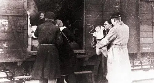 Deportation of the Karachay people. Photo: Фото http://karachai.ucoz.ru