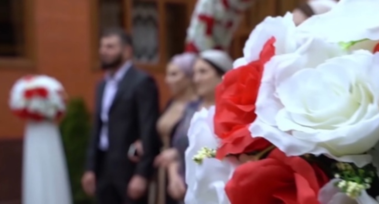 Wedding in Chechnya. Screenshot: https://www.youtube.com/watch?v=gt-OQMRN2Mo