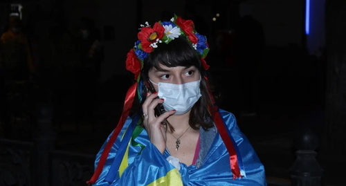 A Georgian citizen attends rally in support of Ukraine. Photo by Inna Kukudzhanova for the Caucasian Knot 