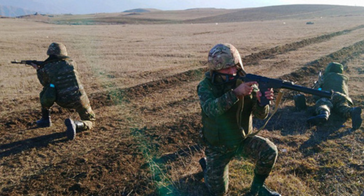 Armenian servicemen. Photo: Ministry of Defence of Armenia, www.mil.am