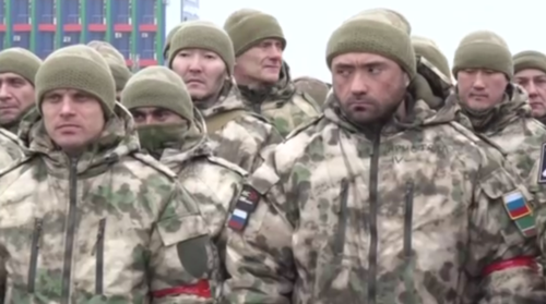 Volunteers at the Grozny airport. Screenshot of the video posted on Ramzan Kadyrov's Telegram channel on December 10, 2022 https://t.me/RKadyrov_95/3185