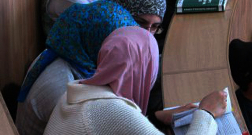 Female students. Photo: stavropolye.tv https://www.newsru.com