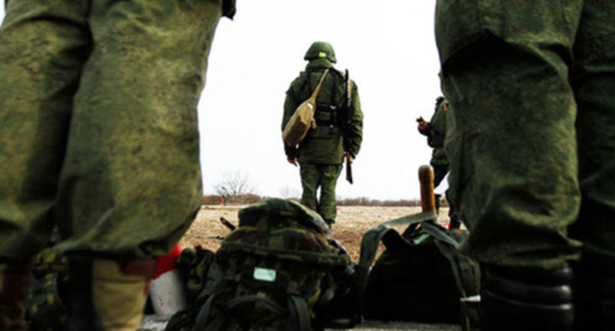 Soldiers. Photo by Eduard Kornienko, Yuga.ru