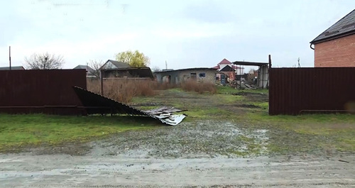 The house where the suspected militants were hiding. Screenshot of the video posted on the Telegram channel of the "Izvestiya" on April 8, 2023, https://t.me/izvestia/127602