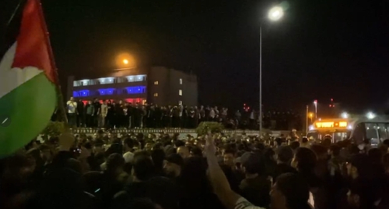 An attack at the Makhachkala Airport. Screenshot of the video https://t.me/rusnews/43372 