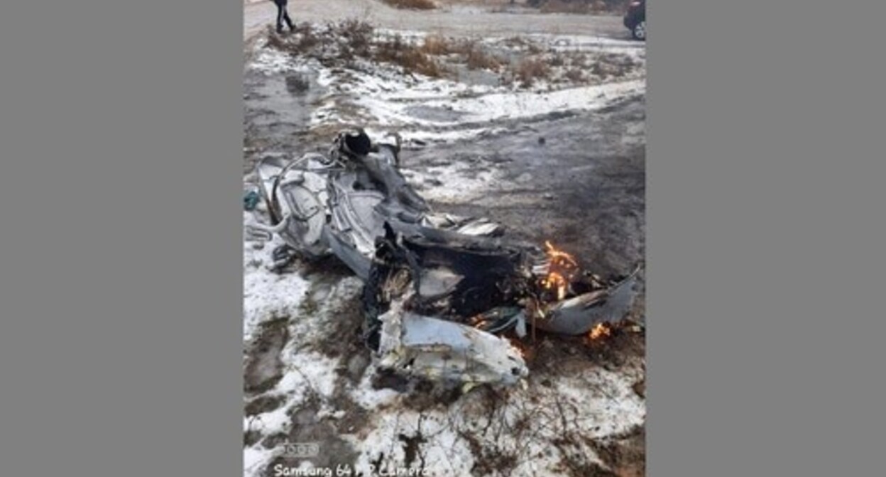 Falling missile debris in the village of Linyovo. Photo taken by an eyewitness / "Podsmotreno. Kamyshin"