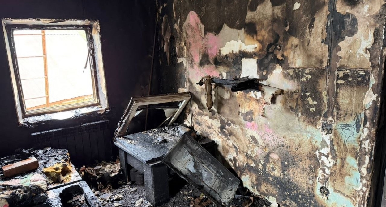 A burned-out house on Pushkin Street in Tuapse. Photo: "My Tuapse" / VKontakte A burned-out house on Pushkin Street in Tuapse. Photo: "My Tuapse" / VKontakte